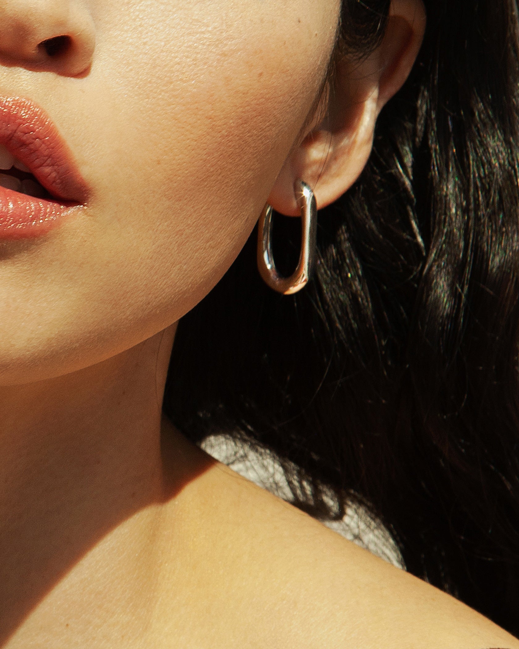 Port L. Hoop Earrings Gold - MAPPERRI